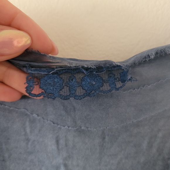 Made In Italy Silk Asymetrical Layered‎ Top One Size Washed Denim - Picture 3 of 9